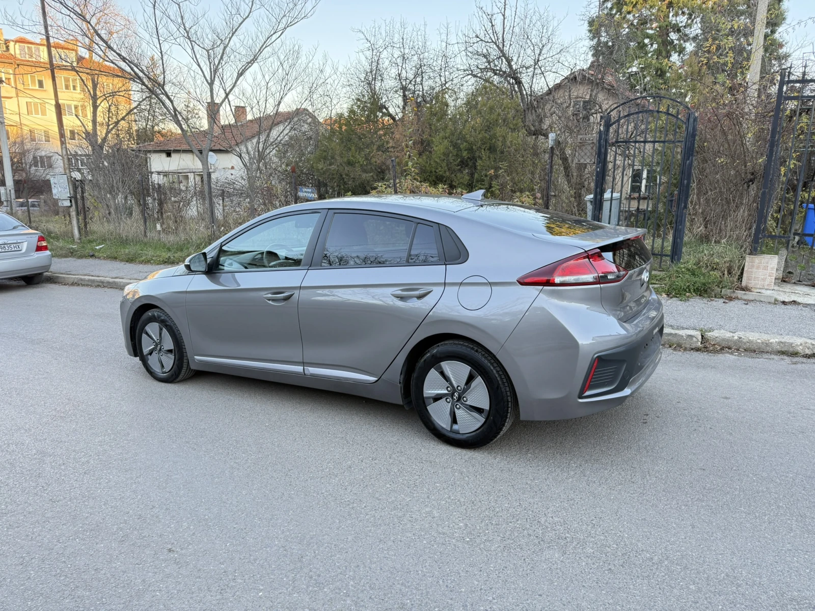 Hyundai Ioniq HYBRID FACELIFT - изображение 4
