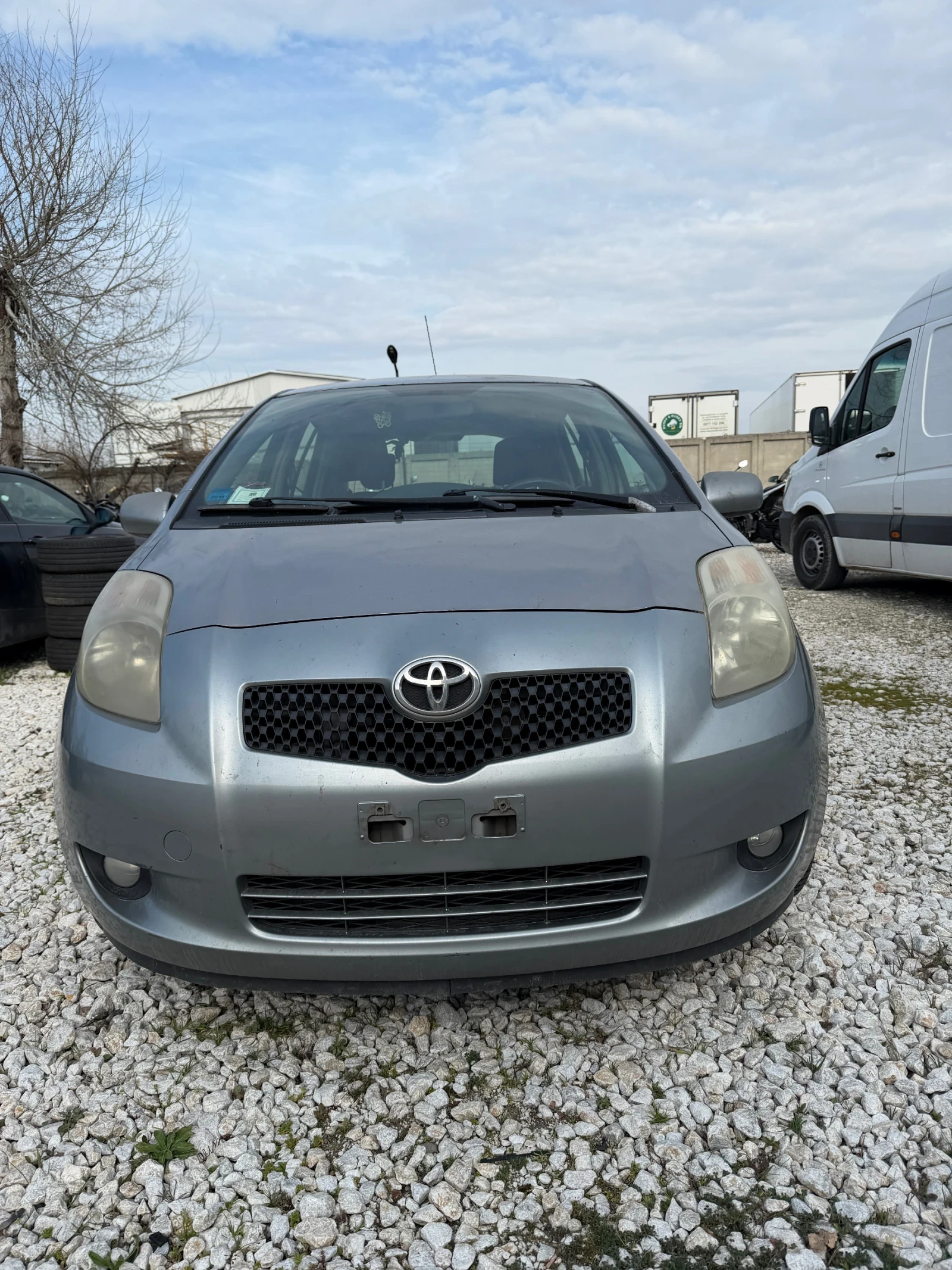 Toyota Yaris, снимка 3 - Автомобили и джипове - 53988247