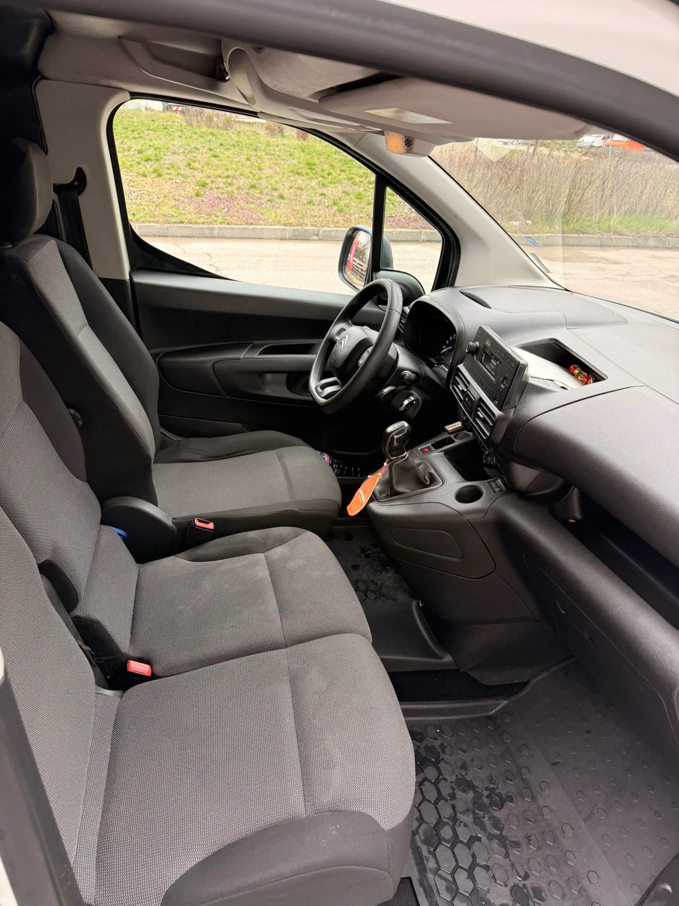 Citroen Berlingo, снимка 6 - Автомобили и джипове - 54140863