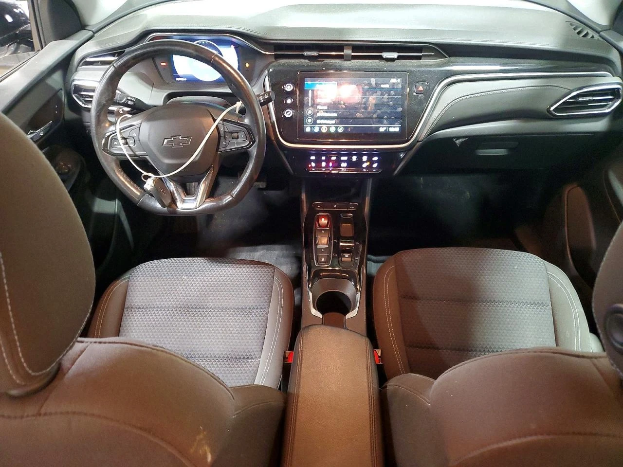 Chevrolet Bolt Euv Lt, снимка 8 - Автомобили и джипове - 54370369