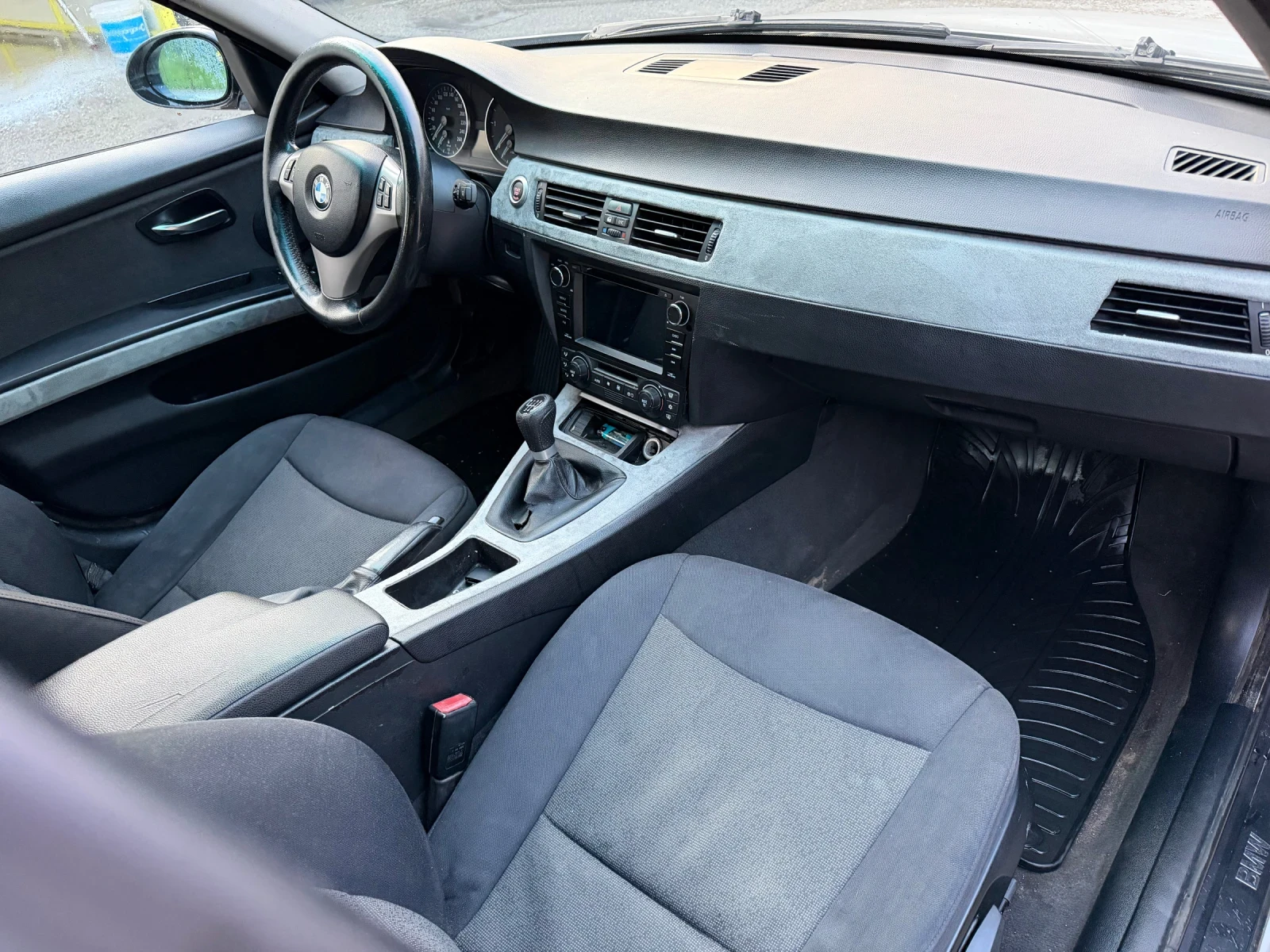 BMW 320 122 hp 6ск , снимка 12 - Автомобили и джипове - 54646039