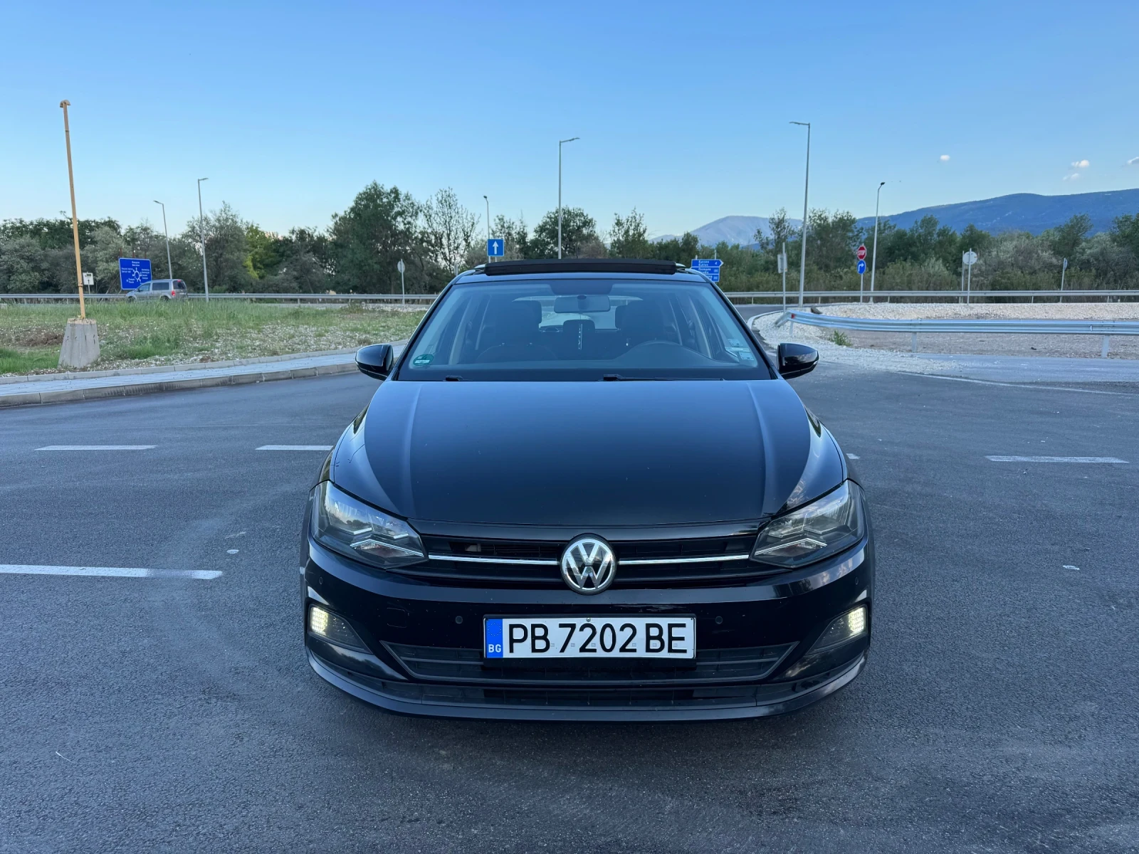 VW Polo 1.6 TDI, снимка 2 - Автомобили и джипове - 54991372