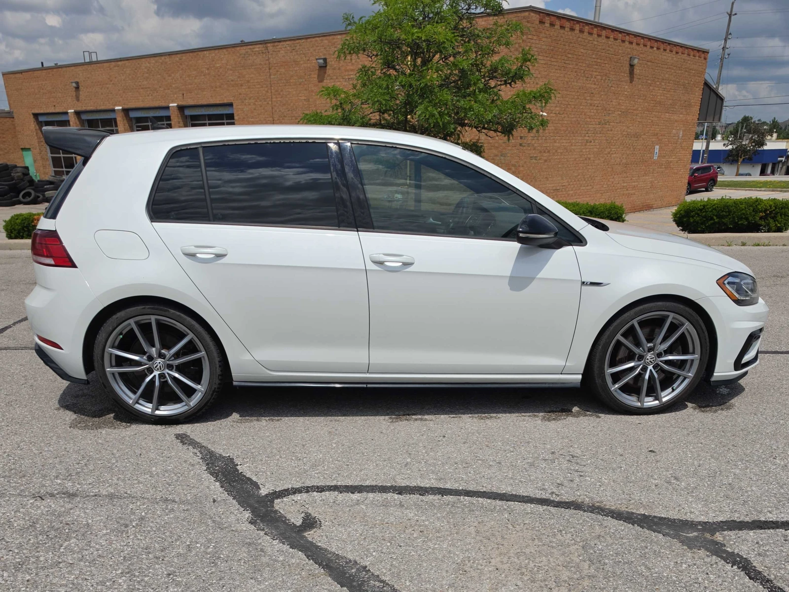 VW Golf R / DSG / , снимка 4 - Автомобили и джипове - 55185116