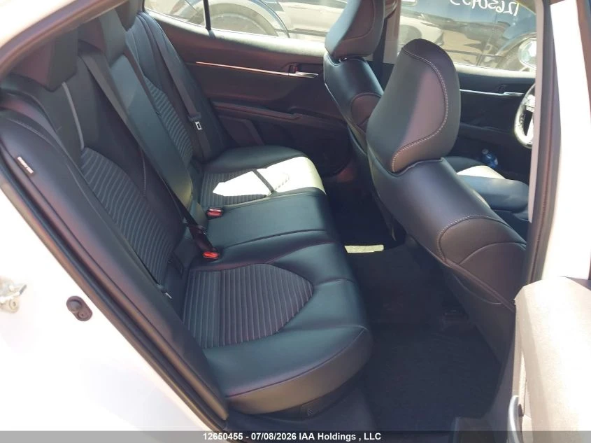 Toyota Camry HYBRID* , снимка 12 - Автомобили и джипове - 55230612