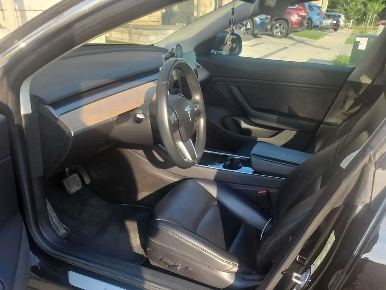 Tesla Model 3 * Long Range Battery * АВТОКРЕДИТ* , снимка 5 - Автомобили и джипове - 55275915
