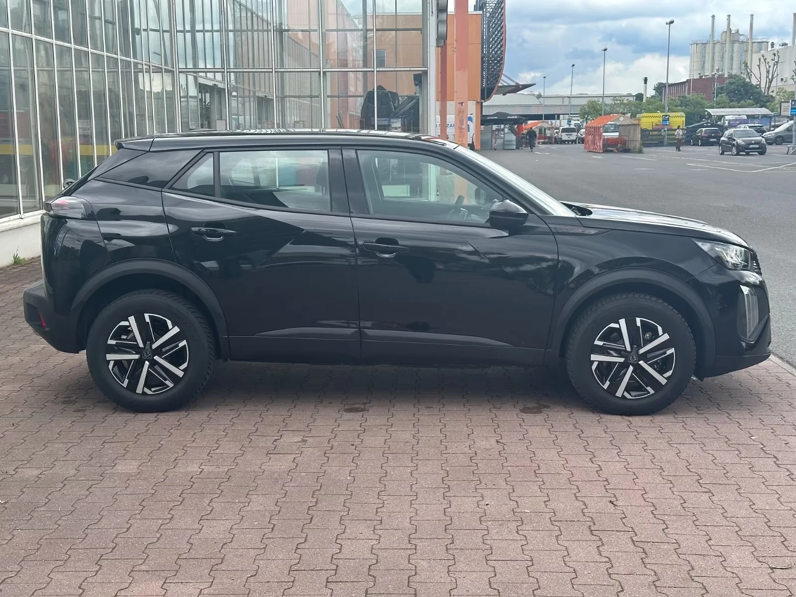 Peugeot 2008 Hydrid 145 e-DCS6Style, снимка 3 - Автомобили и джипове - 55458195
