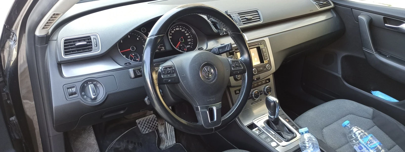VW Passat 2.0 TDI, снимка 7 - Автомобили и джипове - 55494457