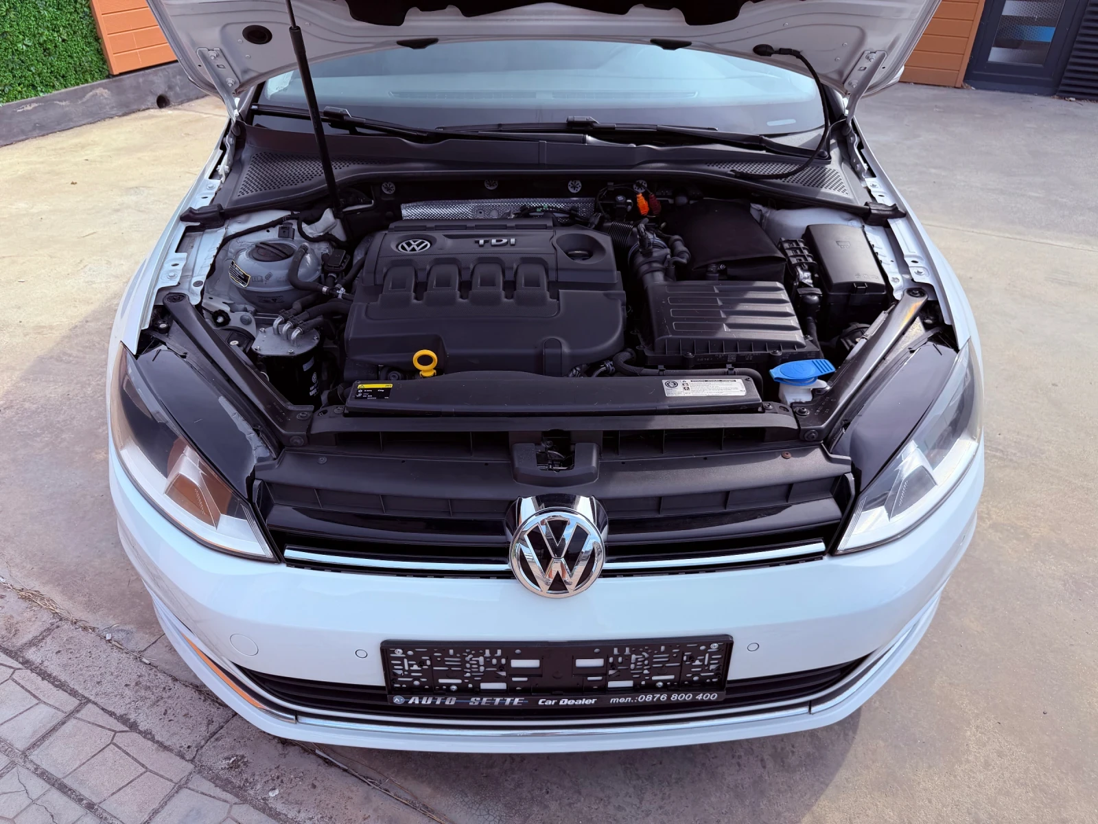 VW Golf 2.0TDI/4-motion/Keyless/Distronic/Navi/Панорама, снимка 15 - Автомобили и джипове - 55804944
