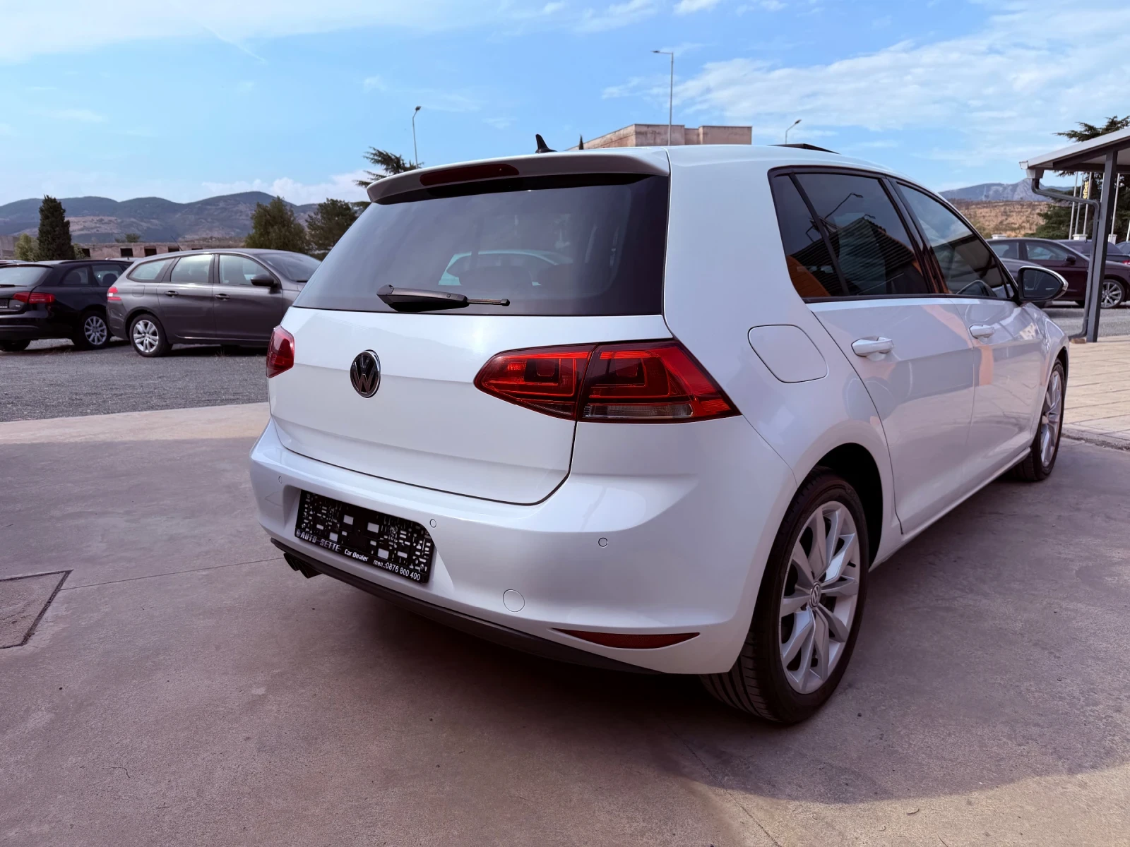 VW Golf 2.0TDI/4-motion/Keyless/Distronic/Navi/Панорама, снимка 5 - Автомобили и джипове - 55804944
