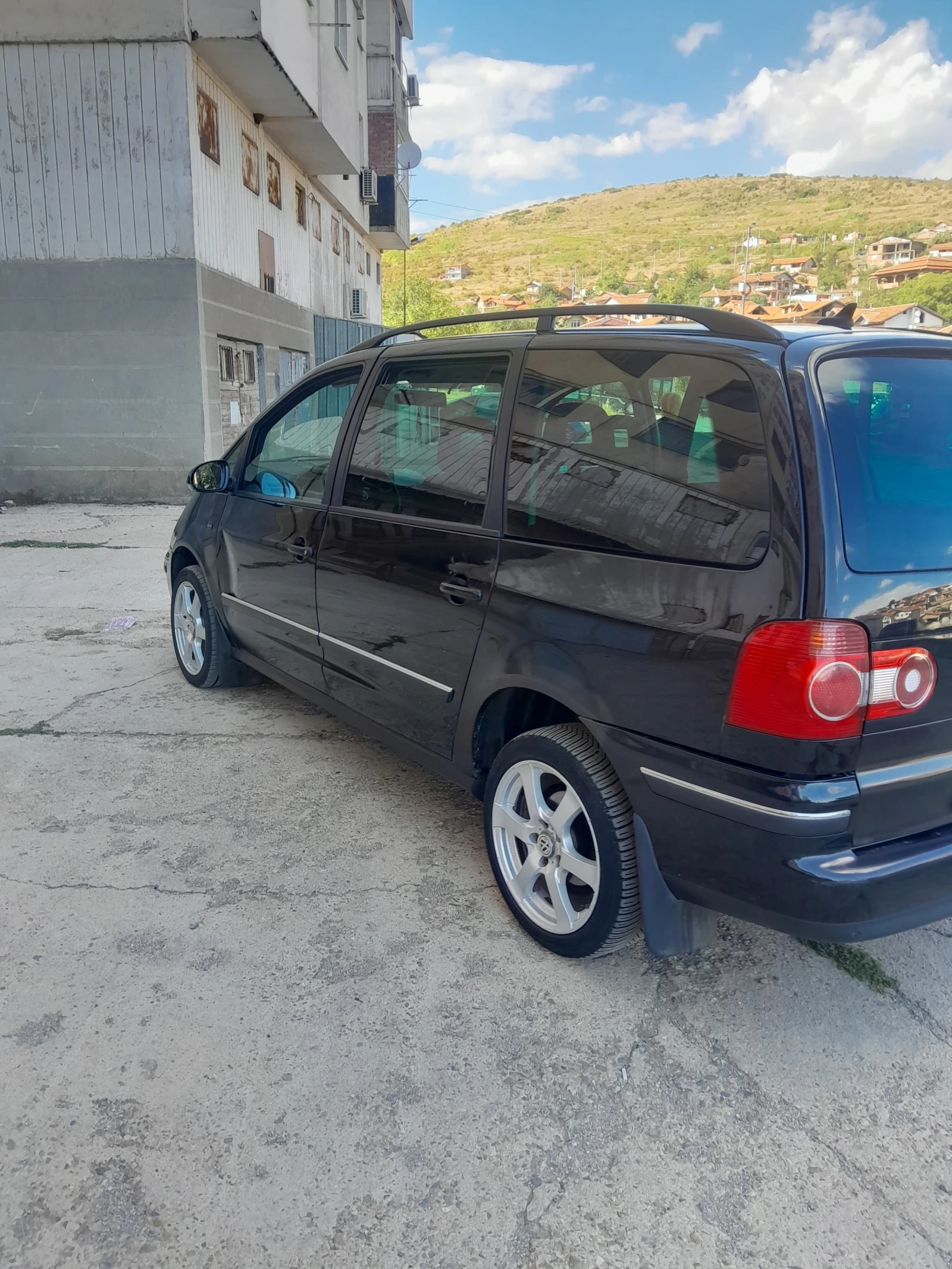 VW Sharan, снимка 4 - Автомобили и джипове - 56154045