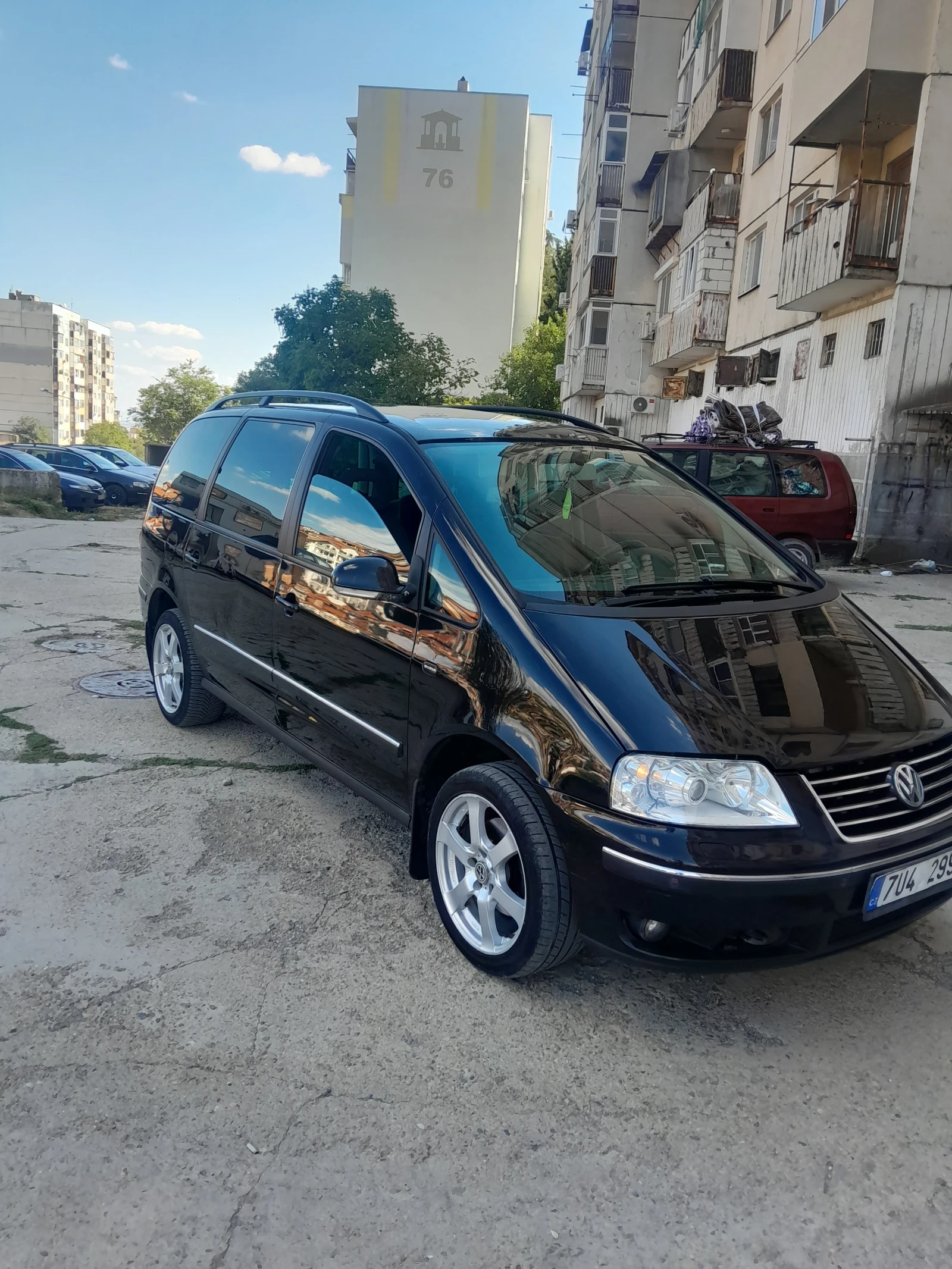 VW Sharan
