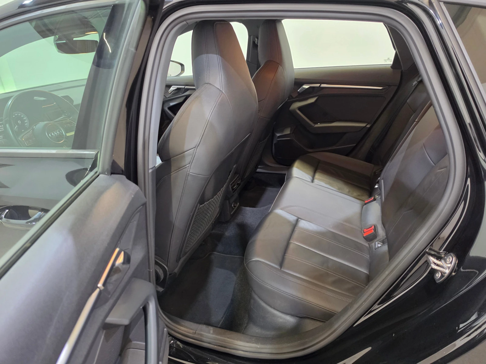 Audi A3 Sportback 40 TFSIe Plug-In Hybrid Navi Leather CAM | Mobile.bg � ����������� 8