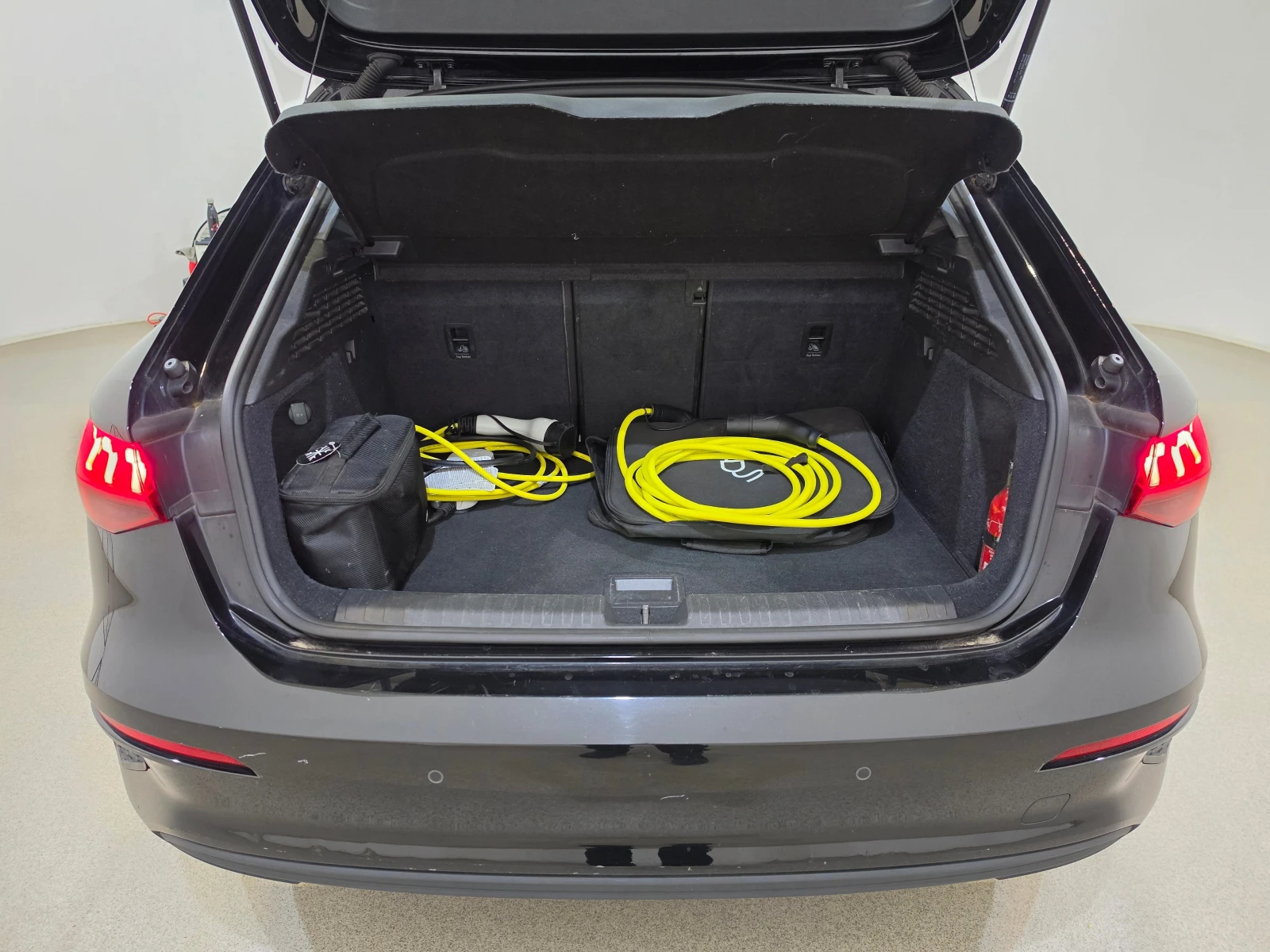 Audi A3 Sportback 40 TFSIe Plug-In Hybrid Navi Leather CAM | Mobile.bg � ����������� 15