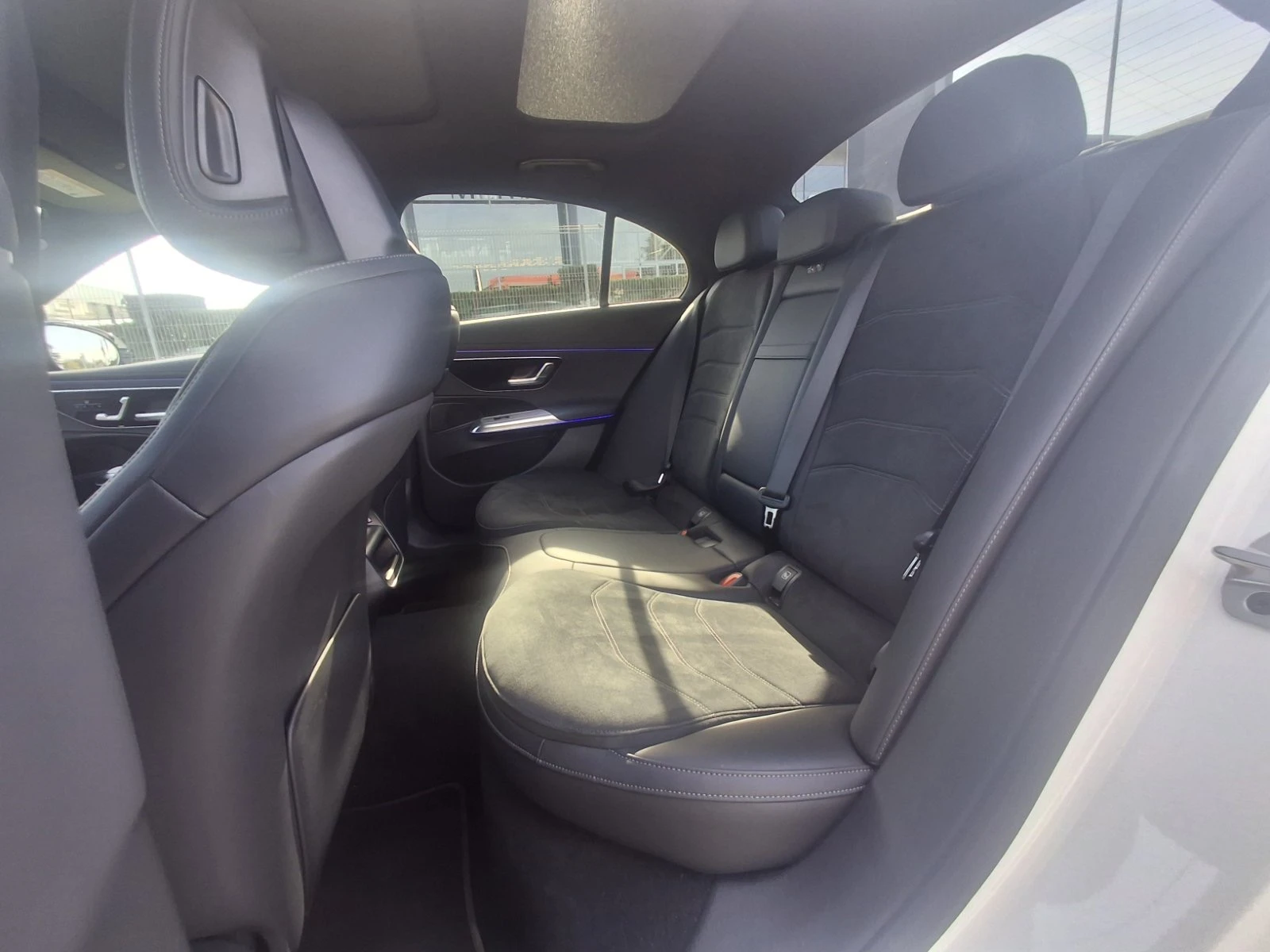 Mercedes-Benz E 300 de 4MATIC | Mobile.bg � ����������� 10