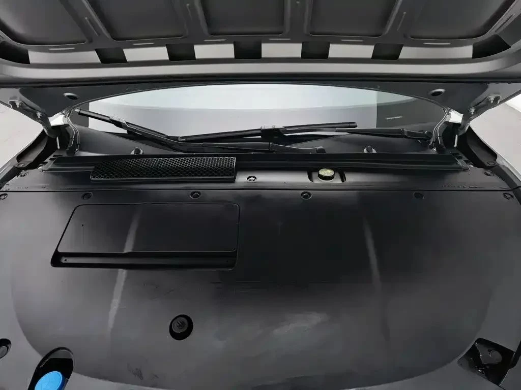 Xpeng P7, снимка 6 - Автомобили и джипове - 56688701