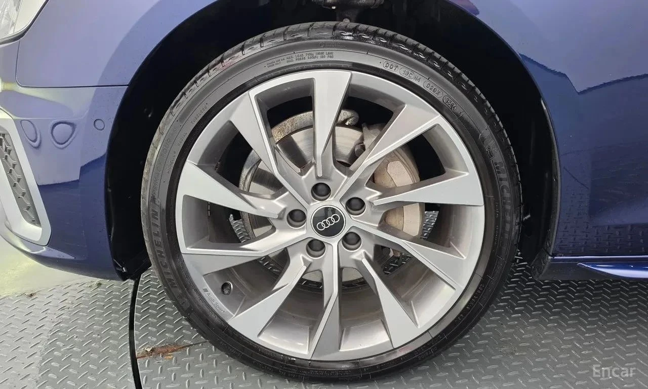Audi A4, снимка 5 - Автомобили и джипове - 56738089