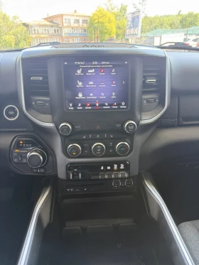 Dodge RAM 1500 5.7HEMI BIG HORN, снимка 10