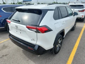 Toyota Rav4 PLUG-IN HYBRID * SE * AWD * 2 КЛЮЧА * БЕЗ ИНЦИДЕНТ, снимка 3