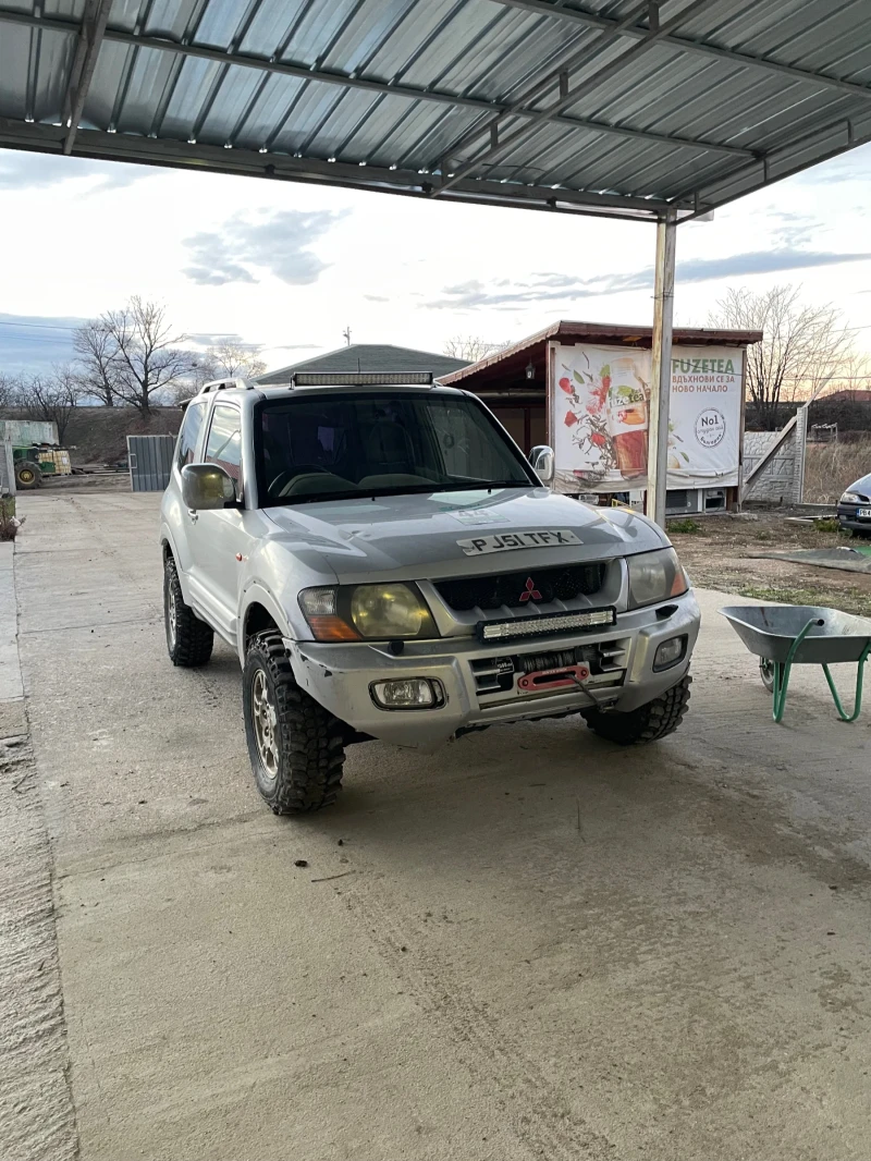 Mitsubishi Pajero, снимка 2 - Автомобили и джипове - 52652508