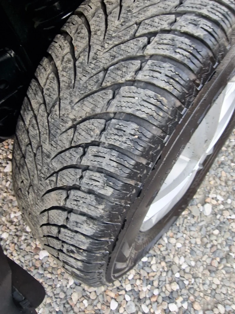 VW Amarok 2.0TDI 180к.с. Hardtop, снимка 16 - Автомобили и джипове - 51541292