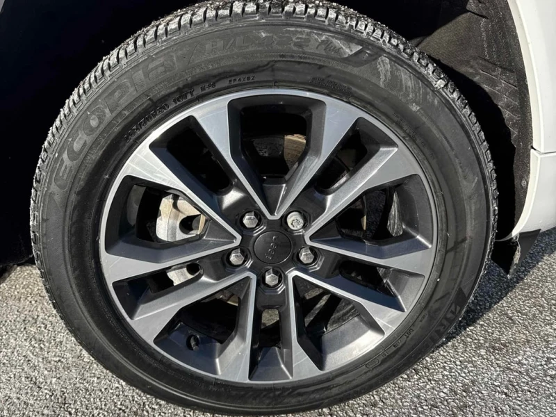 Jeep Grand cherokee * Overland * CARFAX * БЕЗ ПЪРВОНАЧАЛНА ВНОСКА, снимка 7 - Автомобили и джипове - 52959418