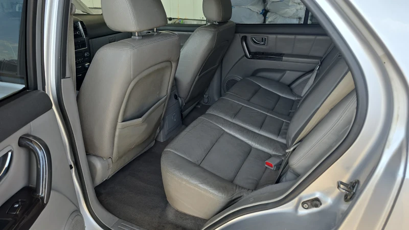 Kia Sorento 2, 5 170hp, снимка 5 - Автомобили и джипове - 53181947