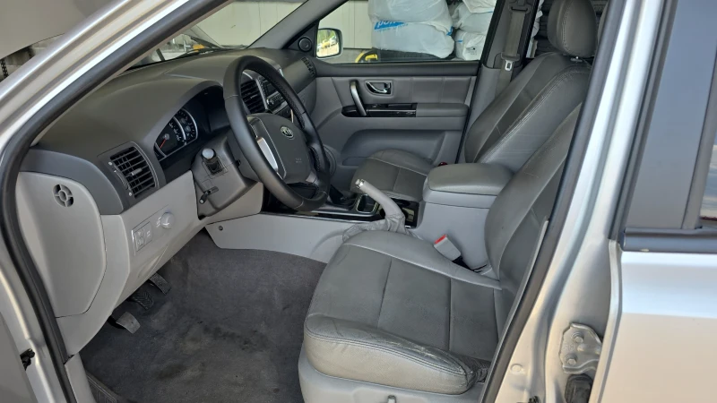 Kia Sorento 2, 5 170hp, снимка 8 - Автомобили и джипове - 53181947