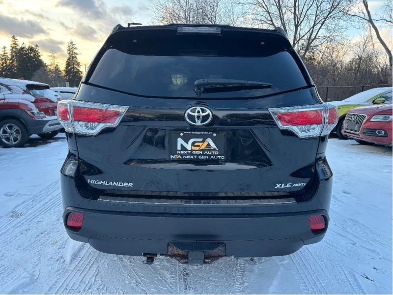 Toyota Highlander XLE AWD * * ЕДИН СОБСТВЕНИК * * БЕЗ ИНЦИДЕНТИ * * , снимка 6 - Автомобили и джипове - 53235813