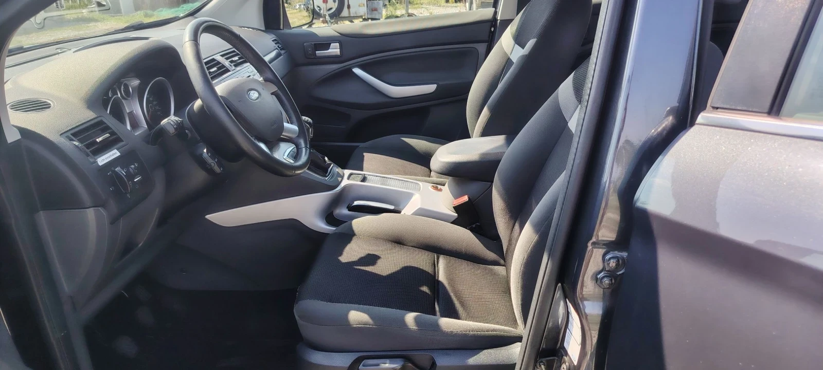 Ford Kuga 2.5i-200к.с - изображение 10