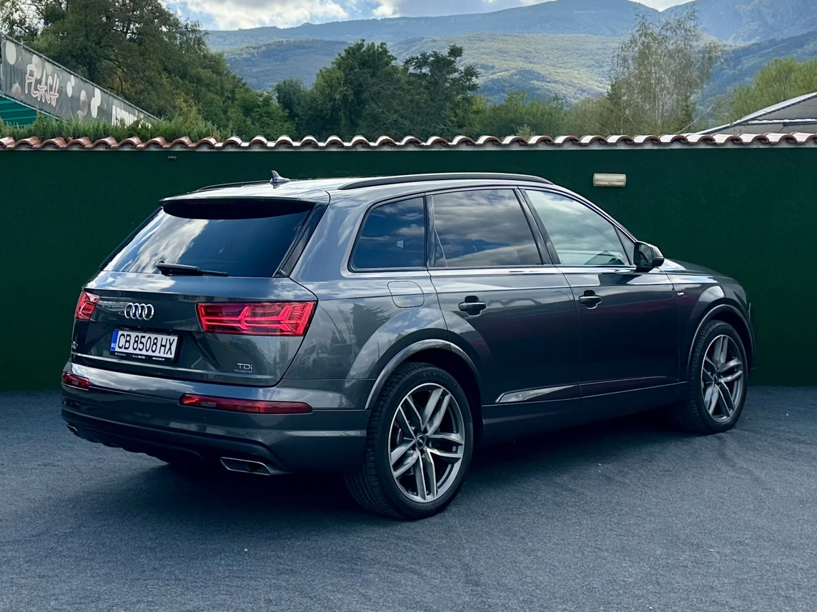 Audi Q7 3xS-Line Plus  Matrix Bose Панорама ЛИЗИНГ - изображение 4