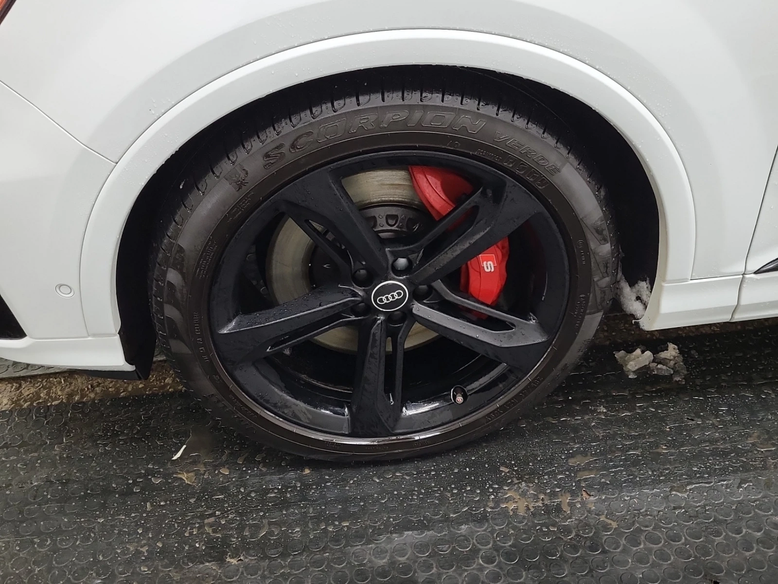 Audi SQ7  - изображение 8