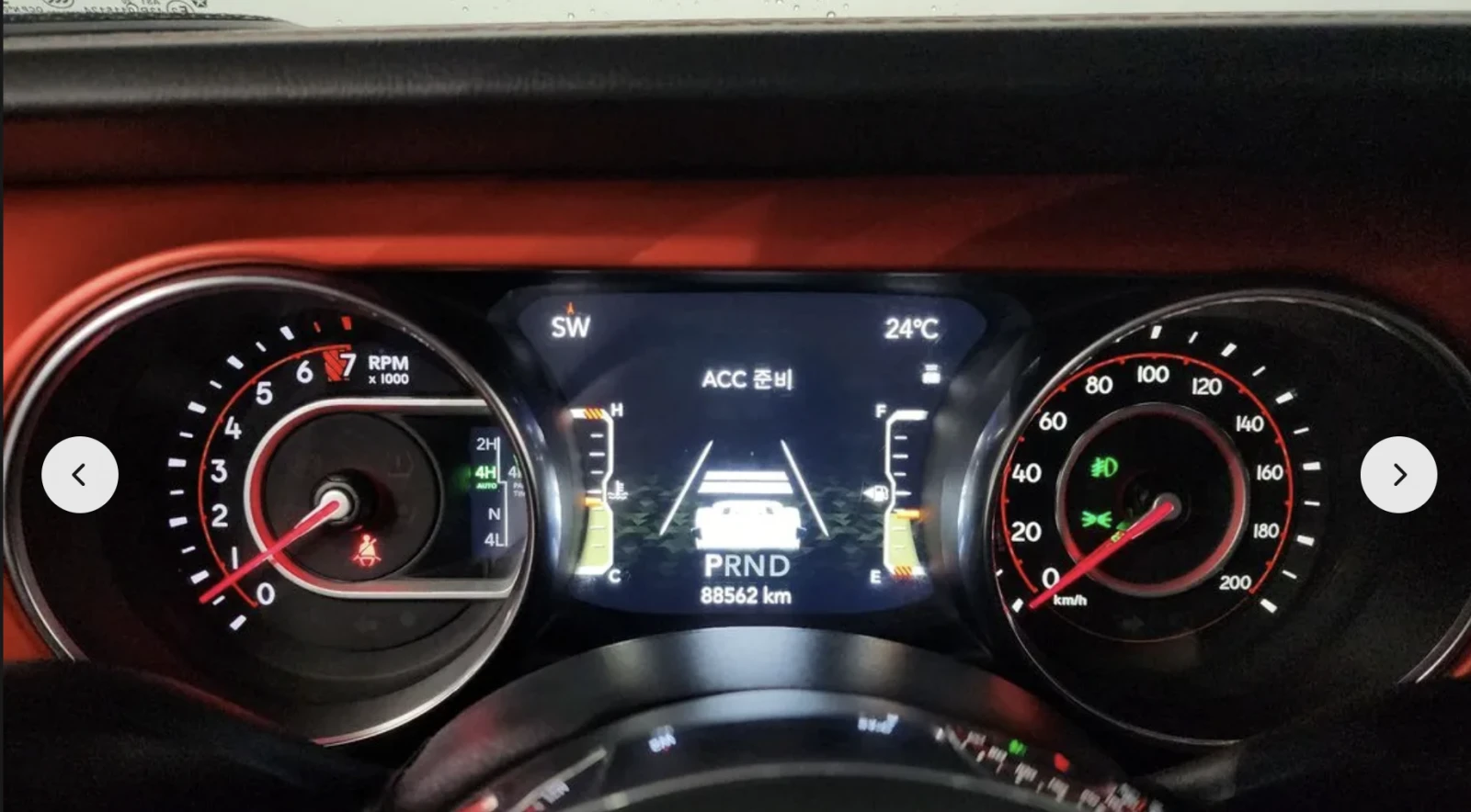 Jeep Gladiator 3.6* V6* 8ZF* UNLIMITED* RUBICON* ПОДГРЕВ* КОЖА* К, снимка 14 - Автомобили и джипове - 53772787