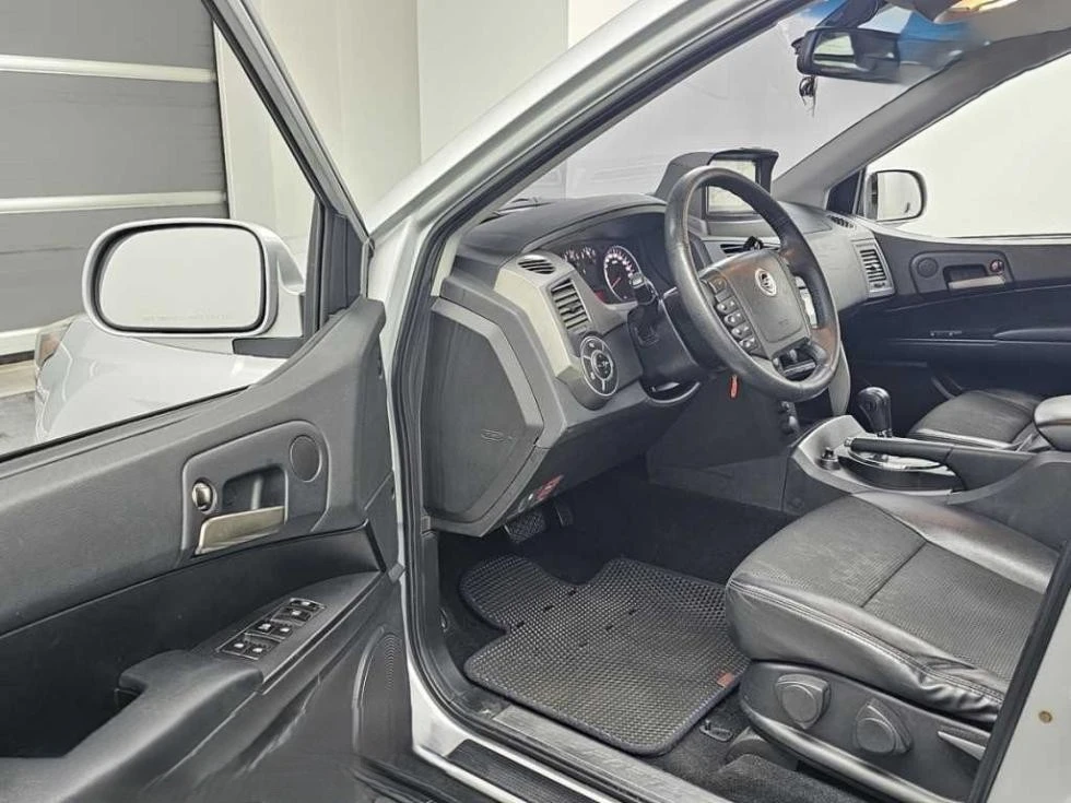 SsangYong Korando Sports  �������� �������� �������� ������, ����� � ������ | Mobile.bg � ����������� 9