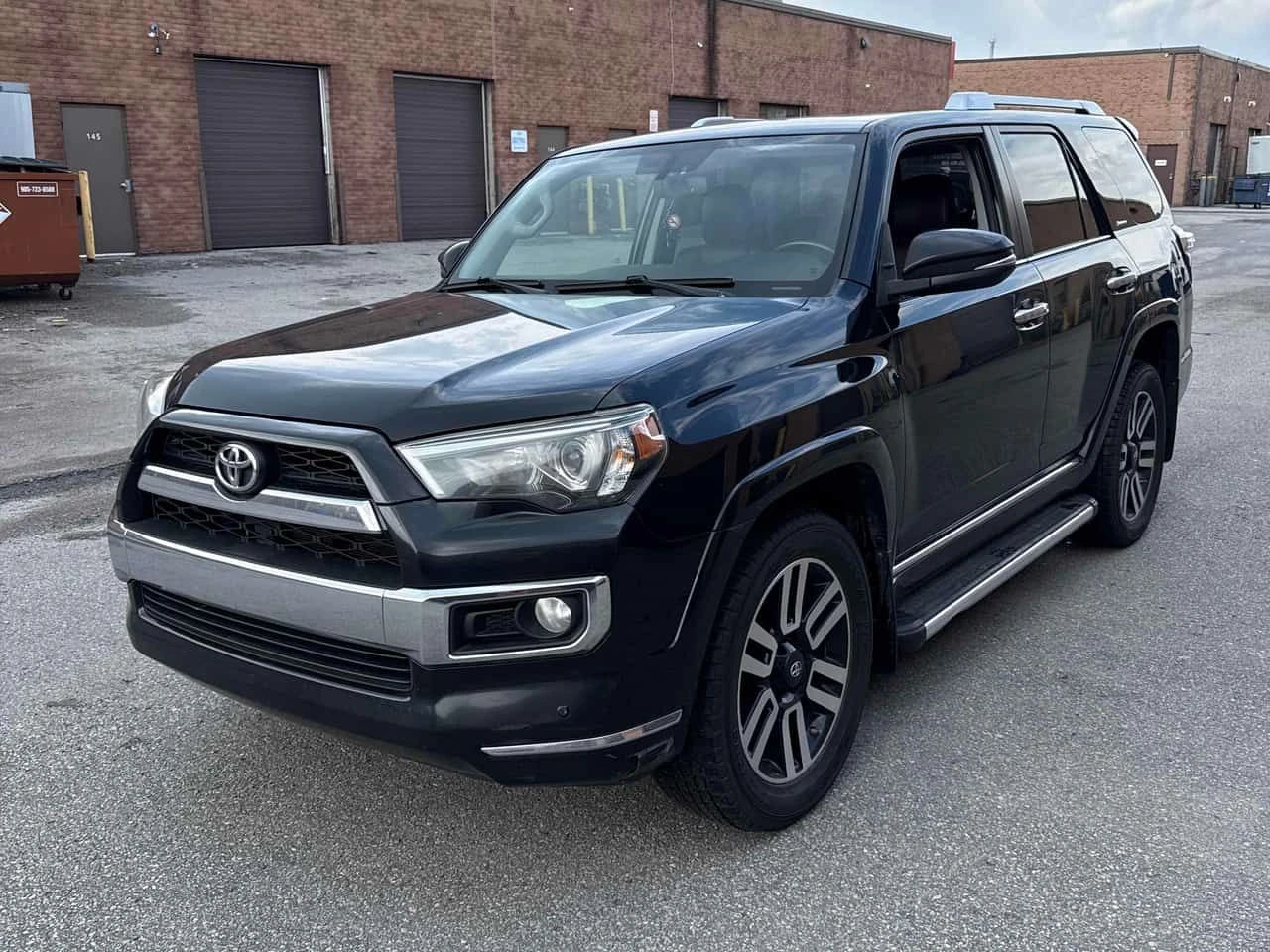 Toyota 4runner SR5/CARFAX/ФИНАНСИРАНЕ, снимка 2 - Автомобили и джипове - 54712677