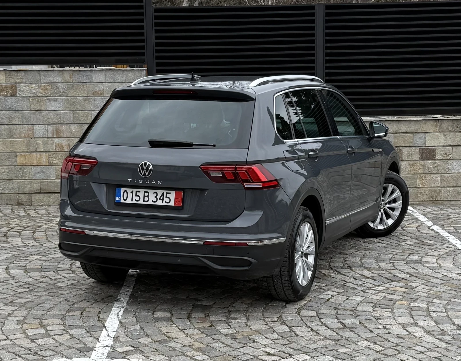 VW Tiguan 2.0TDI DSG   150 к.с. 23.12.2021 г. 97 509 км, снимка 5 - Автомобили и джипове - 55507670