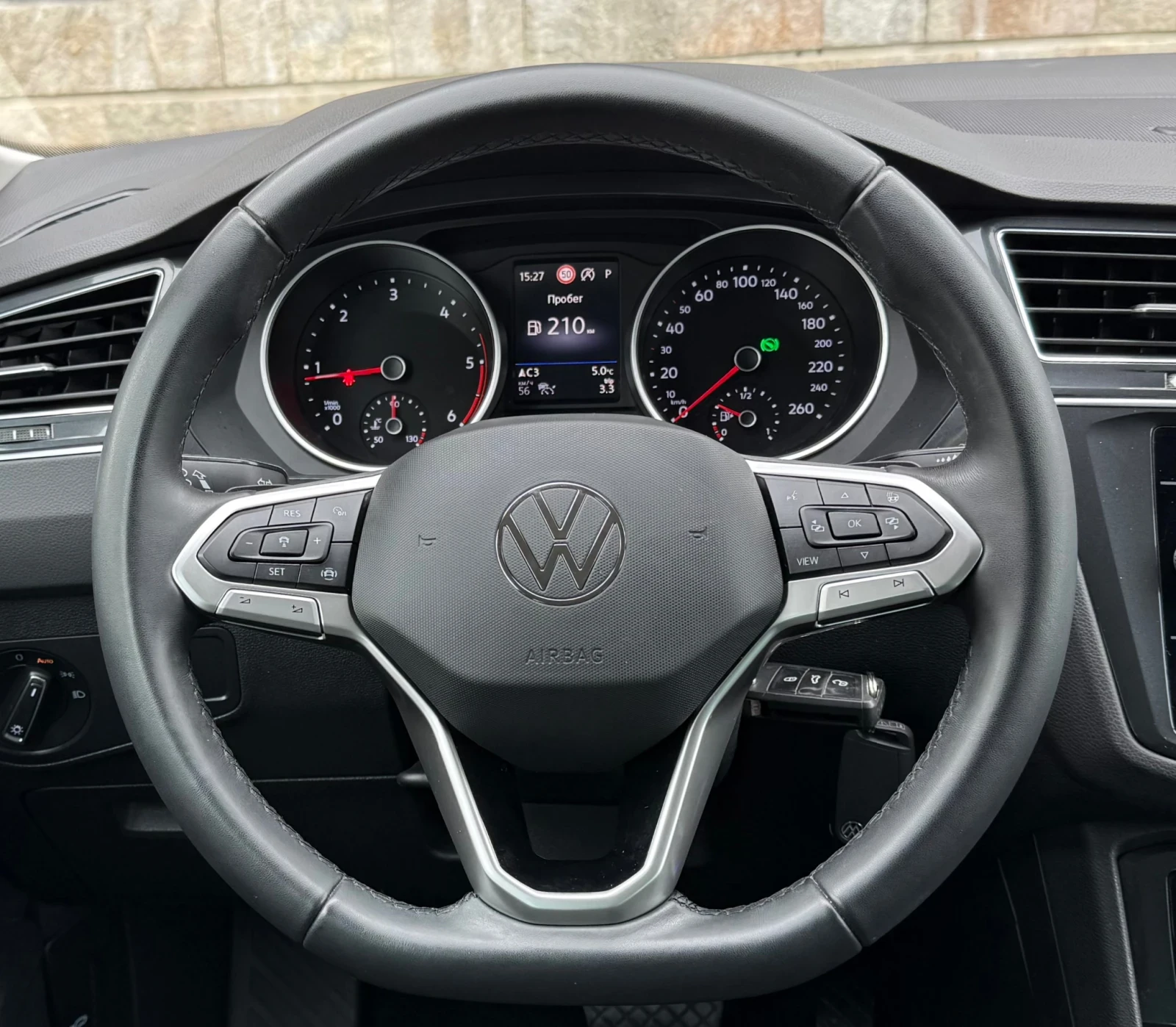 VW Tiguan 2.0TDI DSG   150 к.с. 23.12.2021 г. 97 509 км, снимка 11 - Автомобили и джипове - 55507670