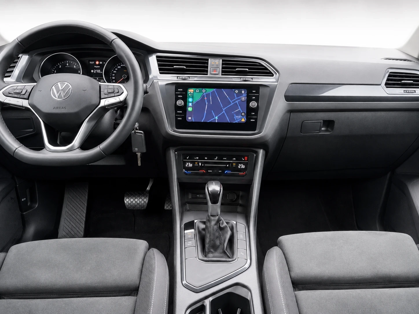 VW Tiguan 2.0TDI DSG   150 к.с. 23.12.2021 г. 97 509 км, снимка 9 - Автомобили и джипове - 55713322