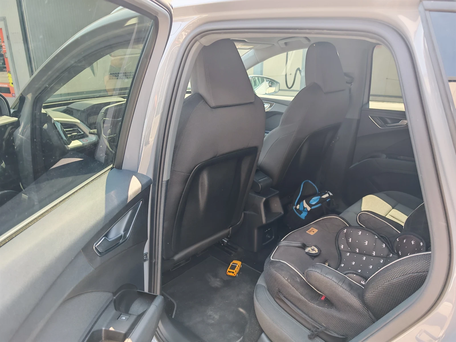 Audi Q4 45 | Mobile.bg � ����������� 10