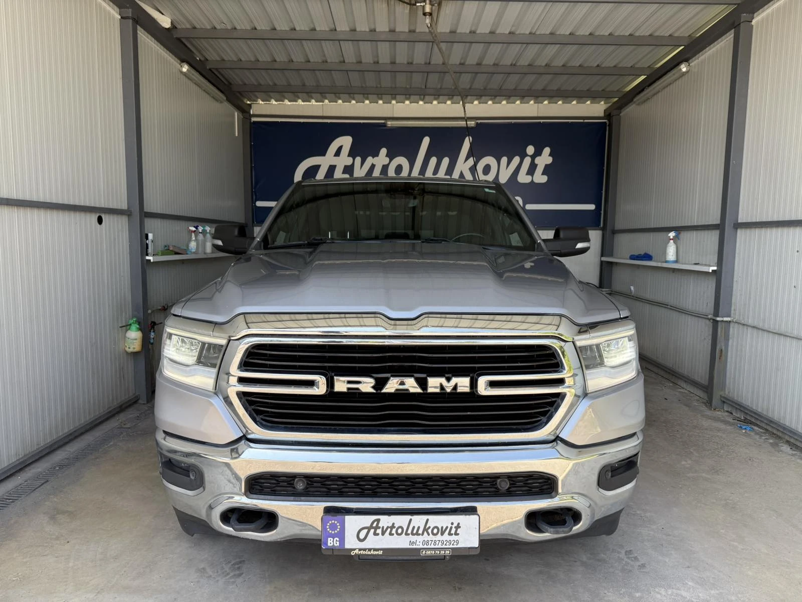 Dodge RAM 1500 5.7HEMI BIG HORN, снимка 2 - Автомобили и джипове - 55643060