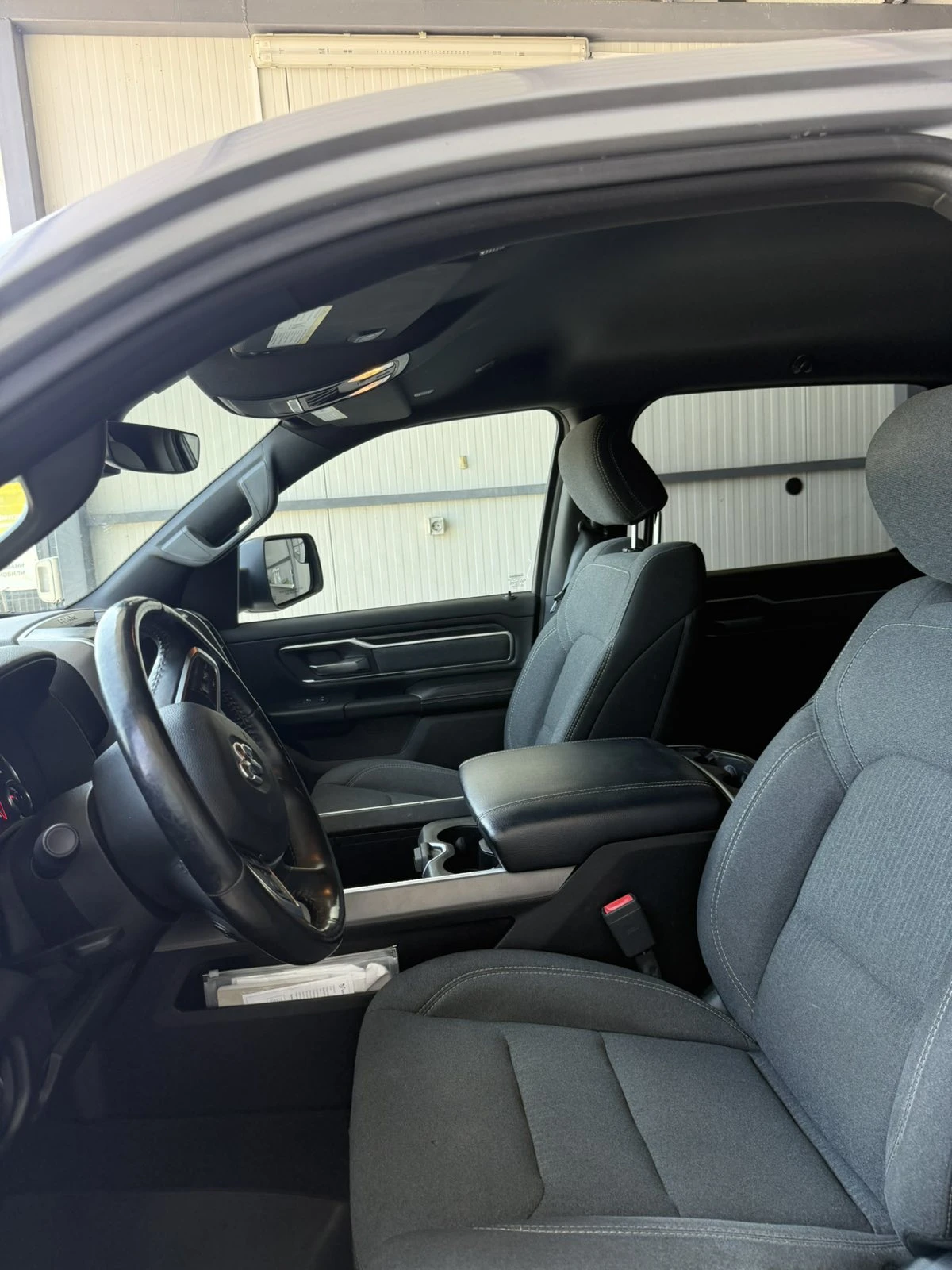 Dodge RAM 1500 5.7HEMI BIG HORN, снимка 8 - Автомобили и джипове - 55643060