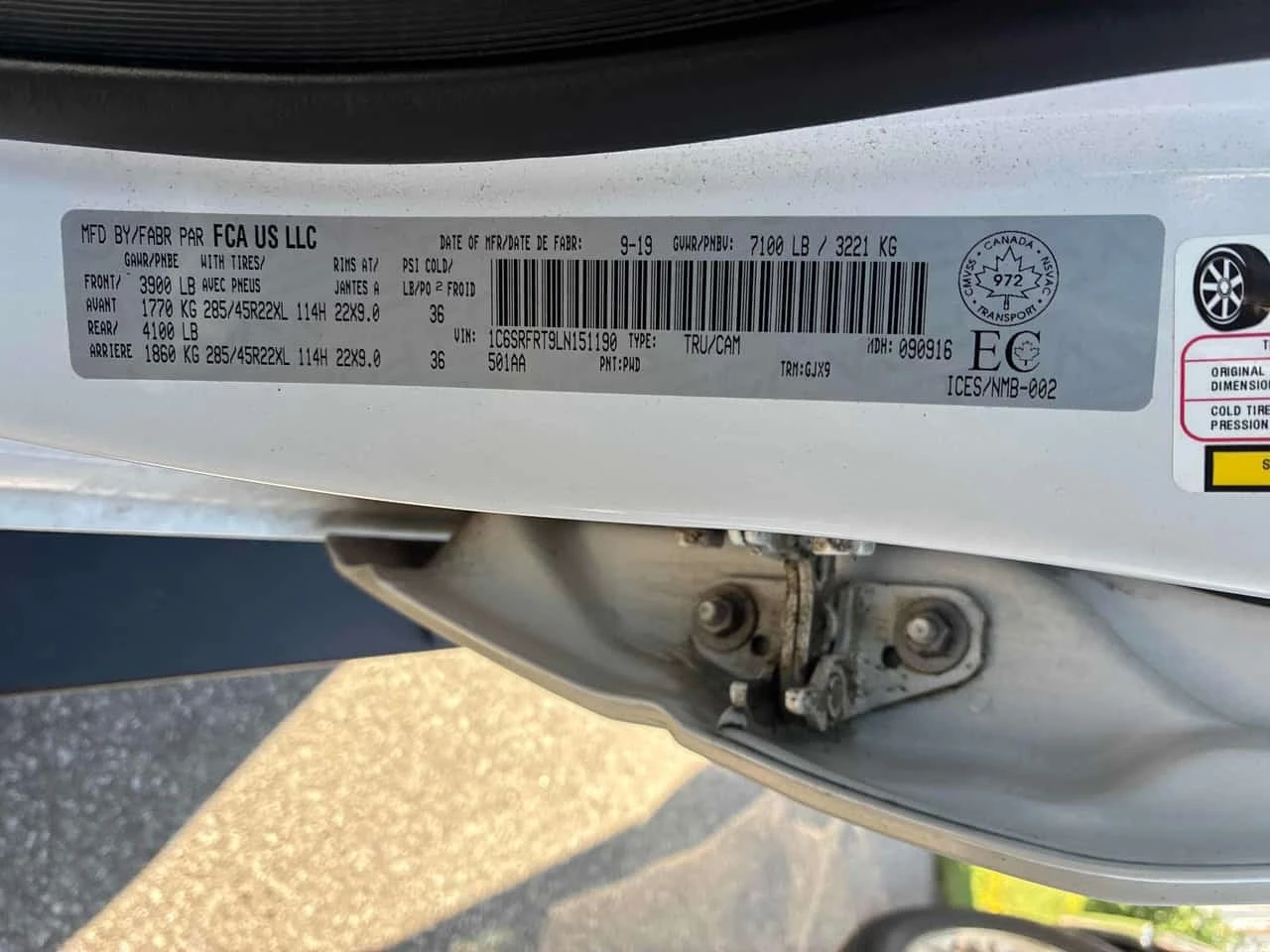Dodge RAM 1500 * Laramie * CARFAX * ��� ������������ ������ | Mobile.bg � ����������� 10
