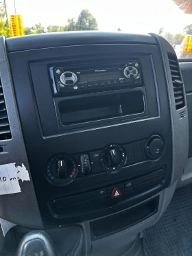 VW Crafter 2.5TDI ХЛАДИЛЕН/ ПАДАЩ БОРД, снимка 9