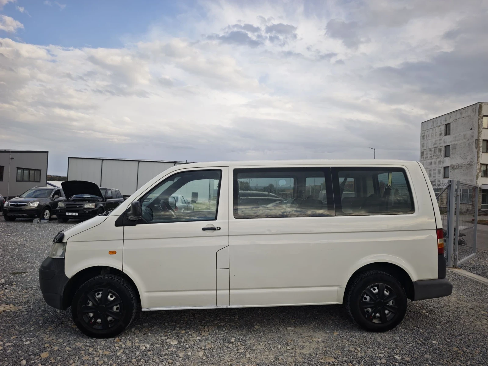 VW T5, снимка 8 - Бусове и автобуси - 56187523