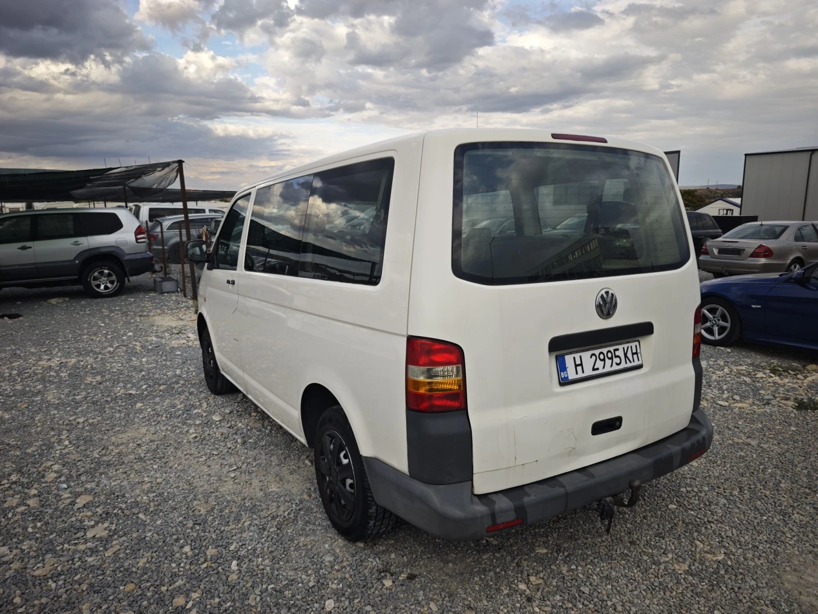 VW T5, снимка 7 - Бусове и автобуси - 56187523