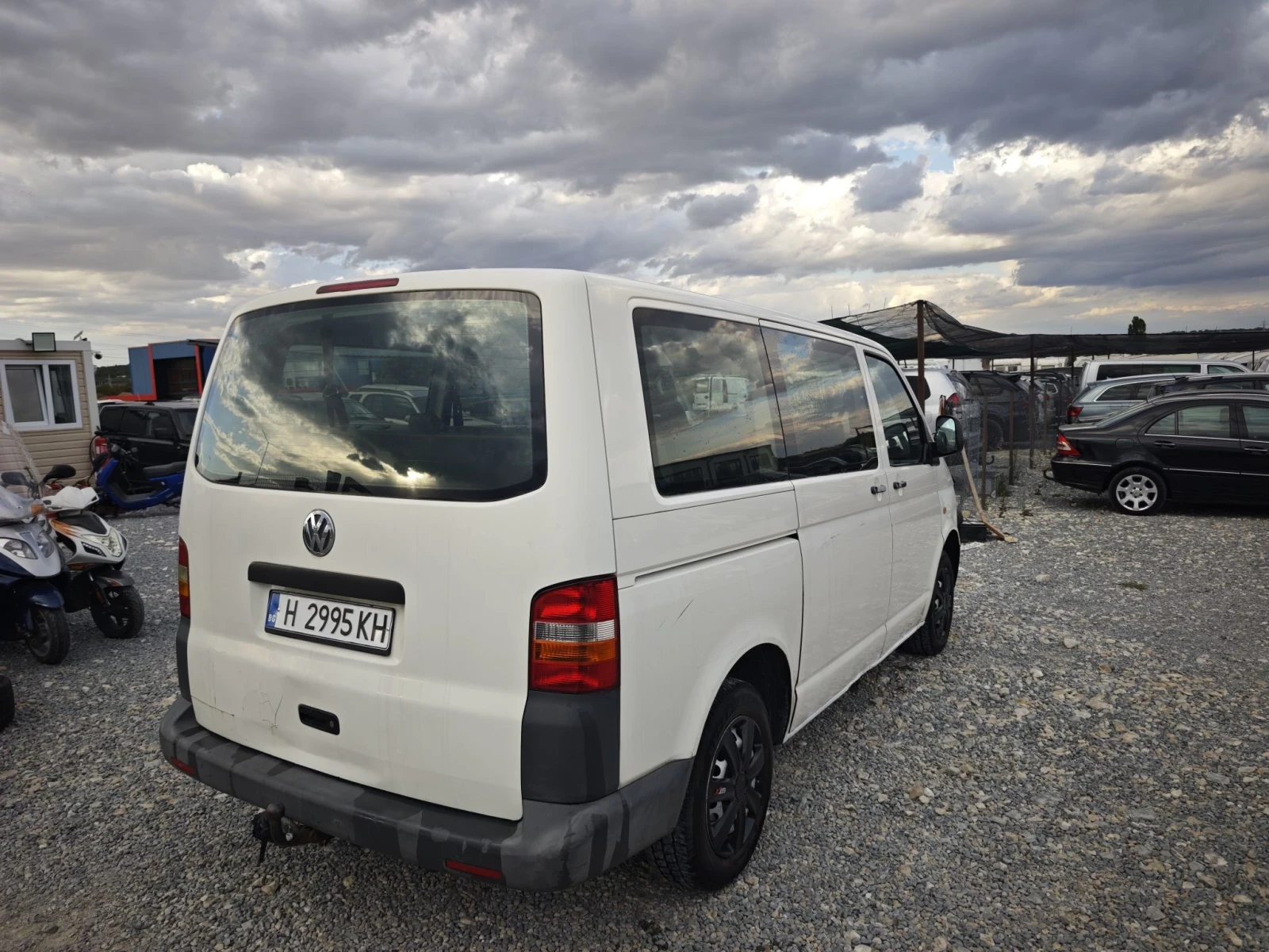 VW T5, снимка 5 - Бусове и автобуси - 56187523