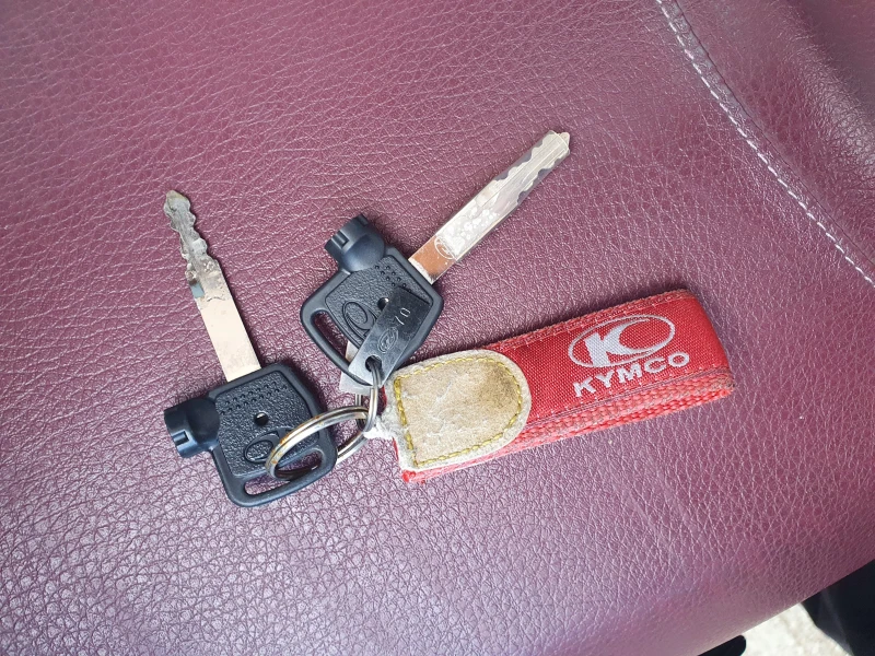 Kymco People 300i S Model ABS New Face, снимка 14 - Мотоциклети и мототехника - 48842887