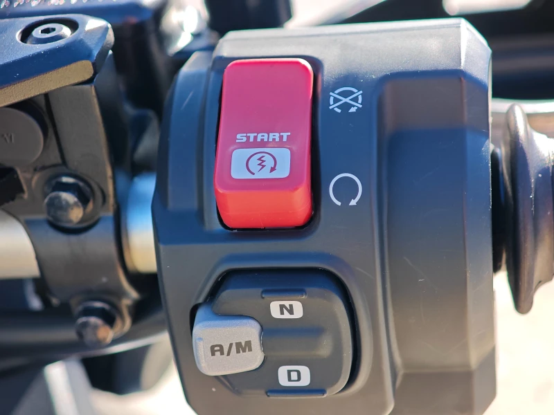 Honda X-ADV, снимка 13 - Мотоциклети и мототехника - 52230647