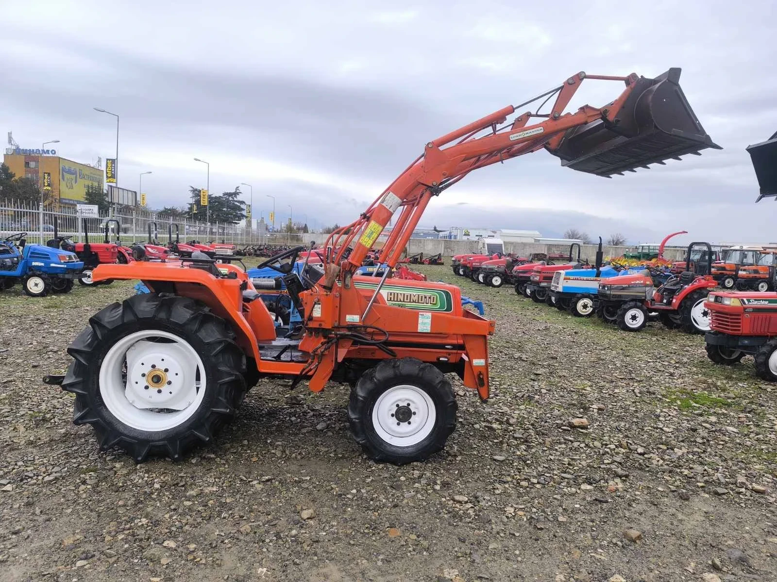 Трактор Hinomoto Саки агро Сливен  - изображение 2