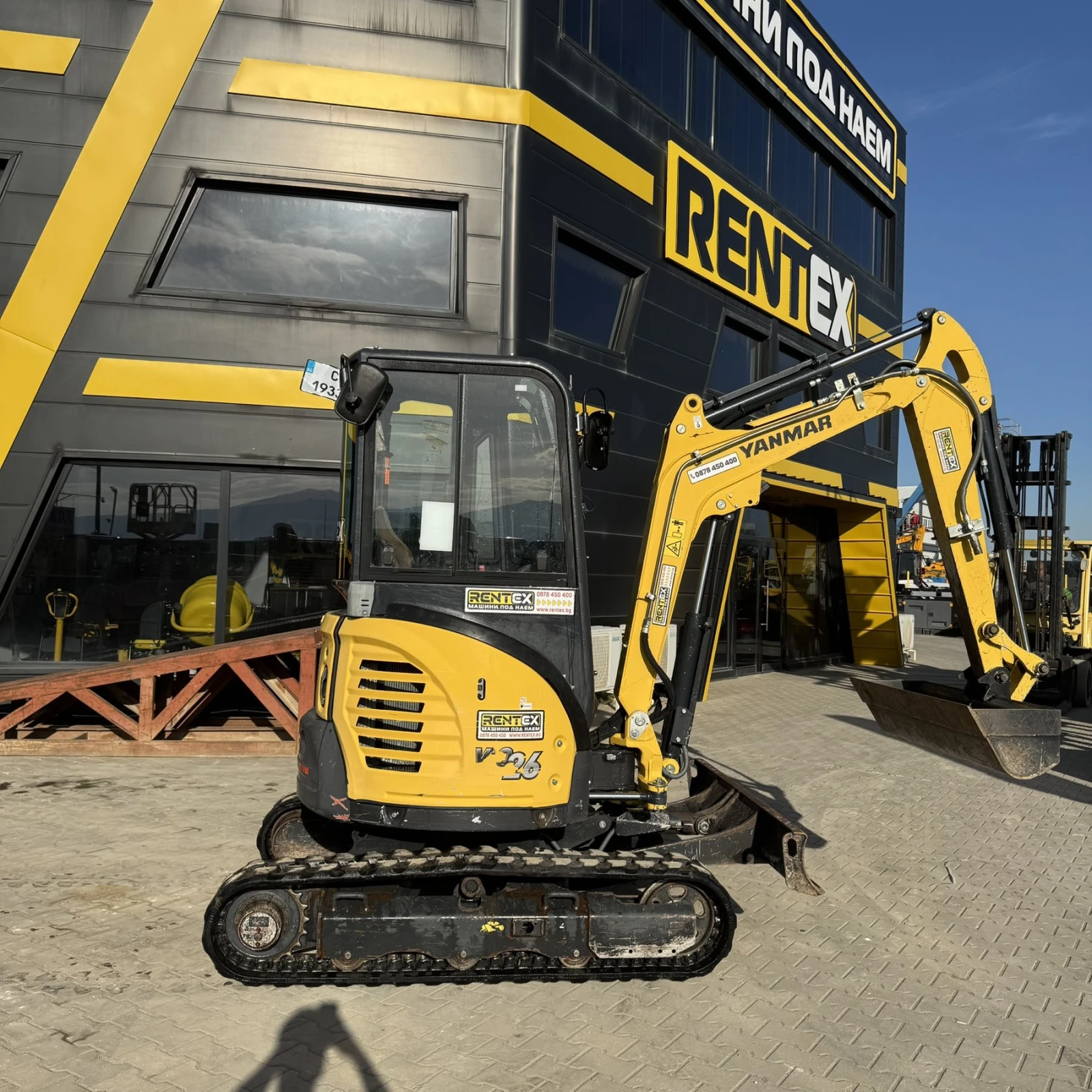 Багер Yanmar ViO26-6