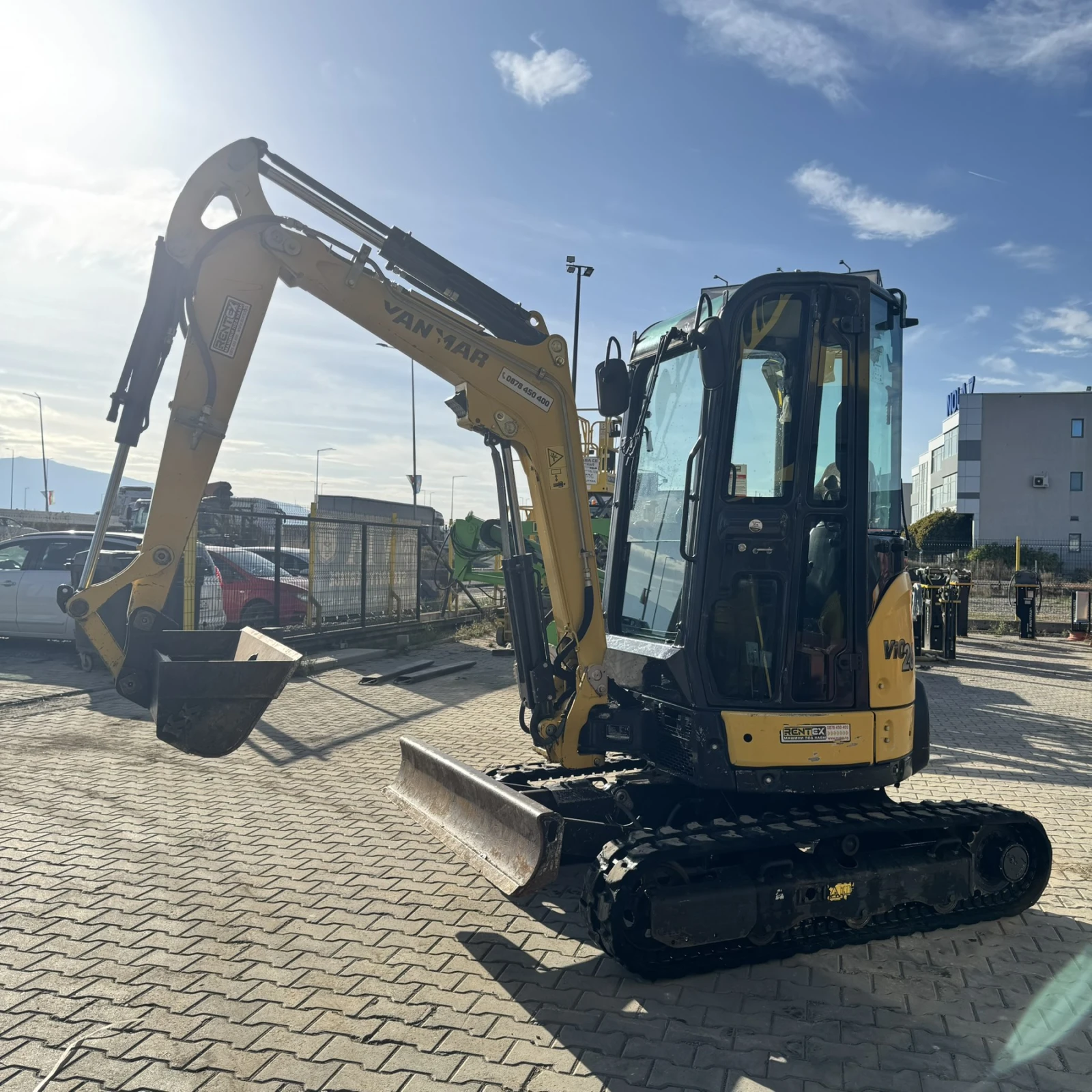 Багер Yanmar ViO26-6, снимка 6 - Индустриална техника - 56613627